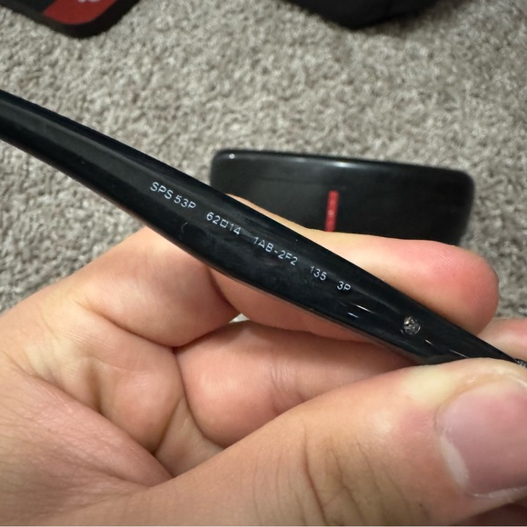 Prada línea rosa sunglasses - Picture 3 of 10